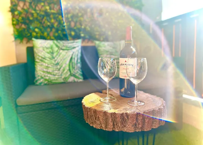 Olivia Sunset Apartment *